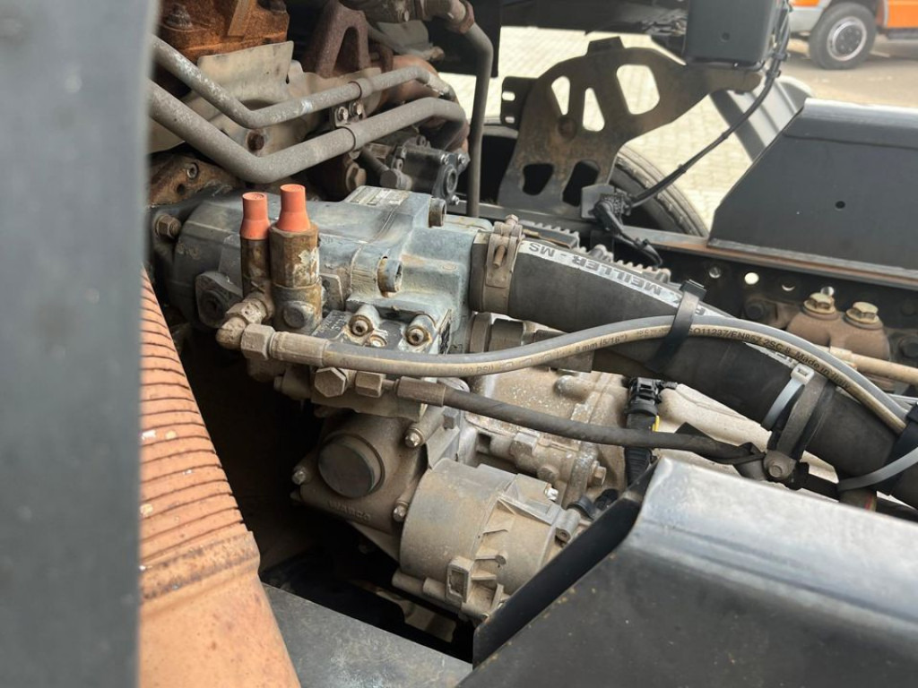 MERCEDES-BENZ Actros 2541 L6x2 Abrollkipper Meiller Schub Knick - Krokbil: bilde 5 MERCEDES-BENZ Actros 2541 L6x2 Abrollkipper Meiller Schub Knick - Krokbil: bilde 5