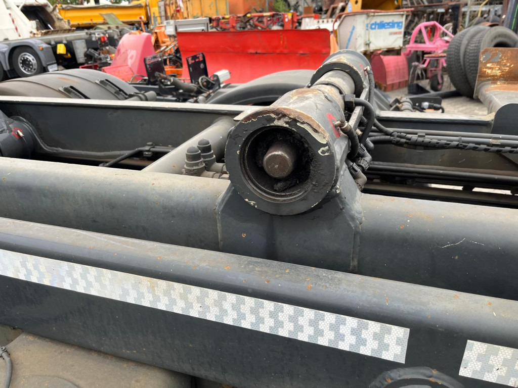 MERCEDES-BENZ Actros 2541 L6x2 Abrollkipper Meiller Schub+Knick - Krokbil: bilde 3 MERCEDES-BENZ Actros 2541 L6x2 Abrollkipper Meiller Schub+Knick - Krokbil: bilde 3