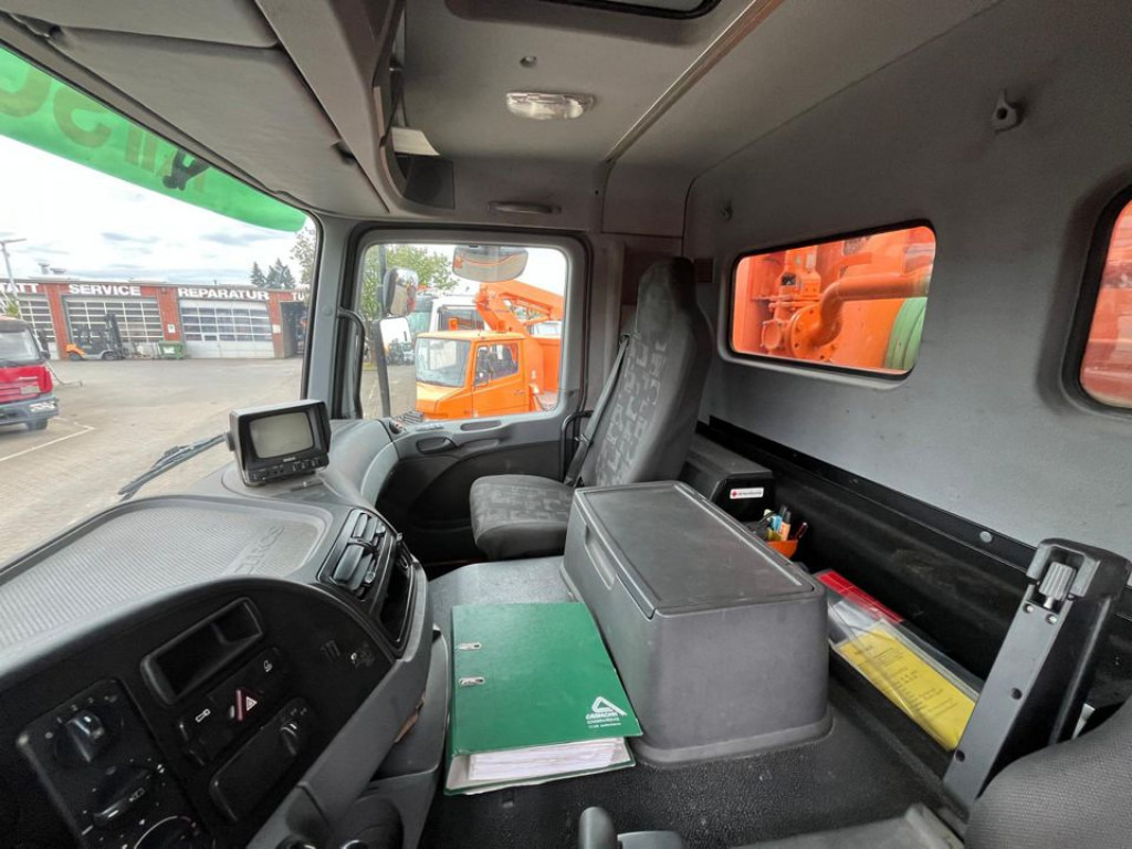 MERCEDES-BENZ Actros 2644 L 6x4 Saug + Spülwagen Kombi Saug+Spül super Zustand - Vakuum lastebil: bilde 2 MERCEDES-BENZ Actros 2644 L 6x4 Saug + Spülwagen Kombi Saug+Spül super Zustand - Vakuum lastebil: bilde 2