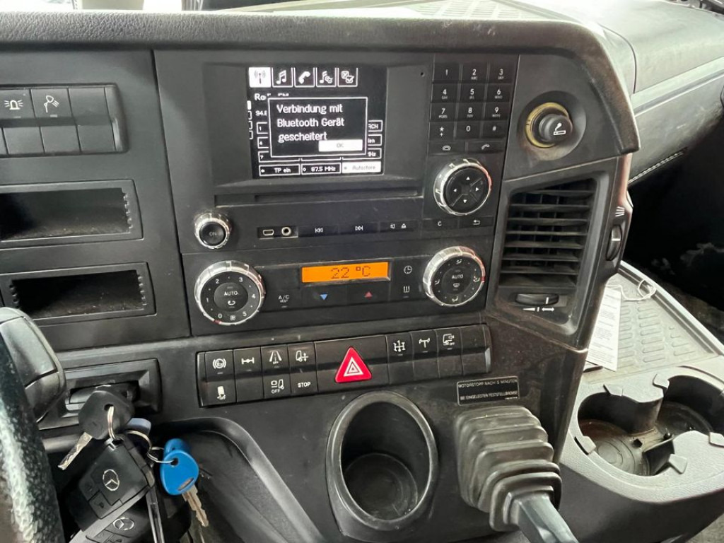 MERCEDES-BENZ Arocs 1845 4x4 HAD 2-Achs Allradkipper Heckkran Funk - Tippbil, Kranbil: bilde 4 MERCEDES-BENZ Arocs 1845 4x4 HAD 2-Achs Allradkipper Heckkran Funk - Tippbil, Kranbil: bilde 4