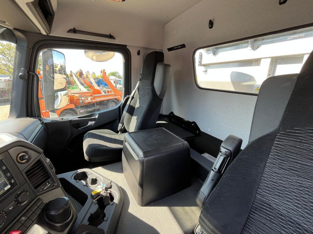 Tippbil MERCEDES-BENZ Arocs 4153 8x6 4 Achs Muldenkipper Meiller: bilde 8 Tippbil MERCEDES-BENZ Arocs 4153 8x6 4 Achs Muldenkipper Meiller: bilde 8