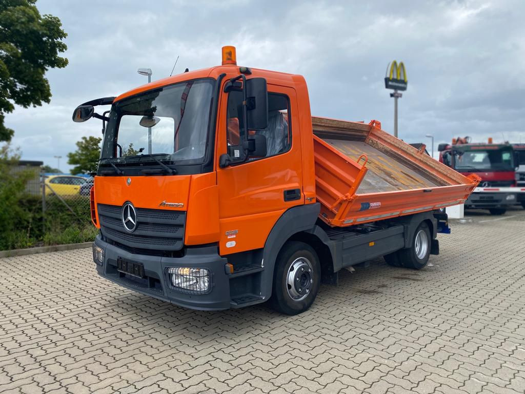MERCEDES-BENZ Atego 818 K 2-Achs Kipper Schalter - Varebil med tipp: bilde 1 MERCEDES-BENZ Atego 818 K 2-Achs Kipper Schalter - Varebil med tipp: bilde 1