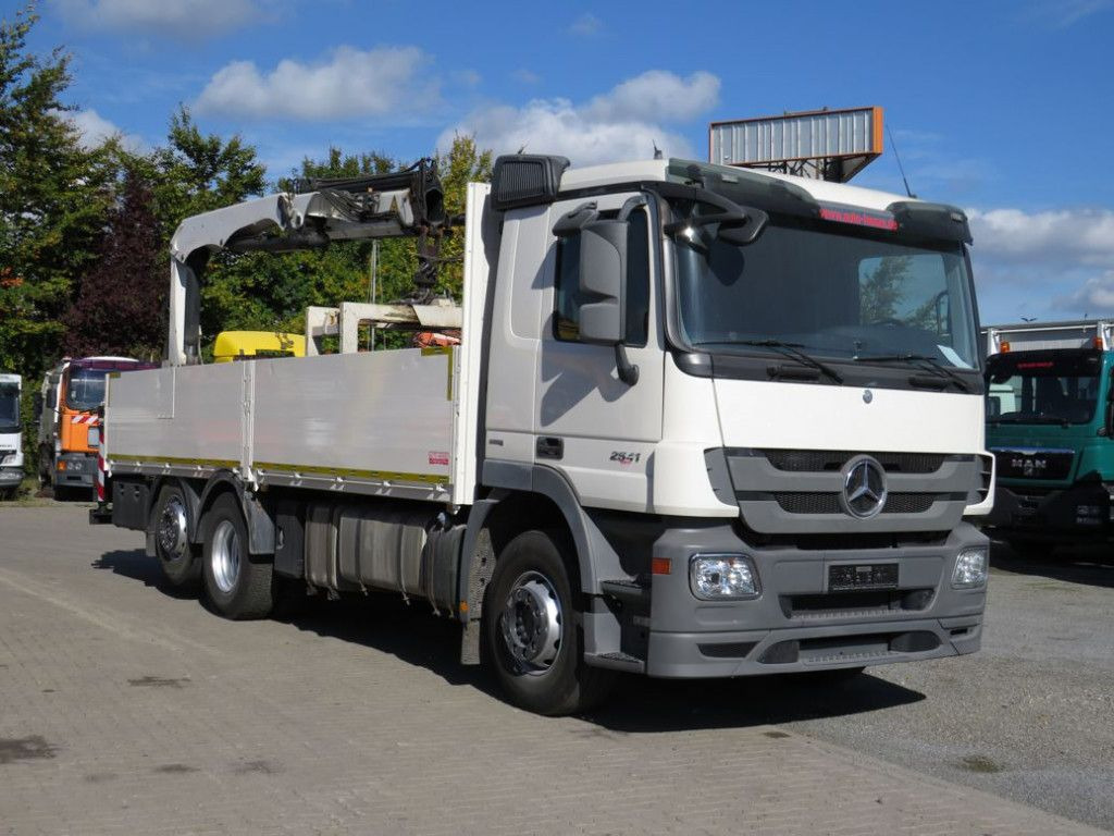 Mercedes-Benz Actros 2541 L6x2 Pritsche Heckkran Funk - Kranbil, Planbil: bilde 3 Mercedes-Benz Actros 2541 L6x2 Pritsche Heckkran Funk - Kranbil, Planbil: bilde 3