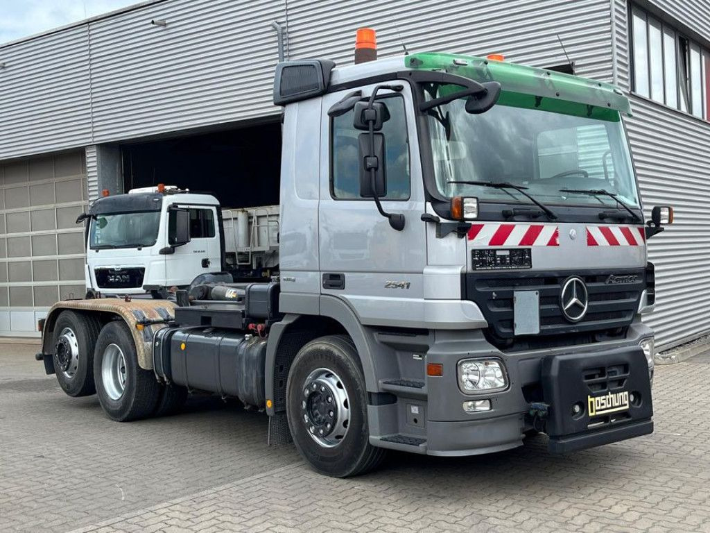 Mercedes-Benz Actros 2641 L 6x2 Abrollkipper 159TKM kuz.Radsta - Krokbil: bilde 2 Mercedes-Benz Actros 2641 L 6x2 Abrollkipper 159TKM kuz.Radsta - Krokbil: bilde 2
