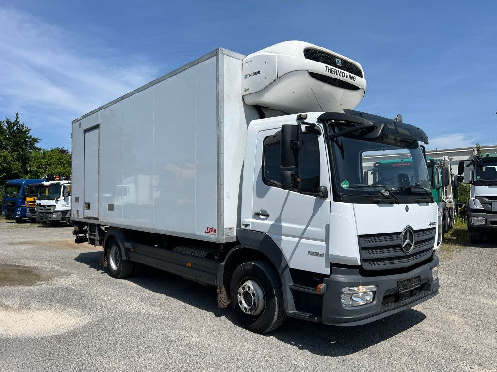 Mercedes-Benz Atego 1224 L Kühlkoffer LBW Tiefkühler 6,2m/LBW - Lastebil med kjøl: bilde 2 Mercedes-Benz Atego 1224 L Kühlkoffer LBW Tiefkühler 6,2m/LBW - Lastebil med kjøl: bilde 2