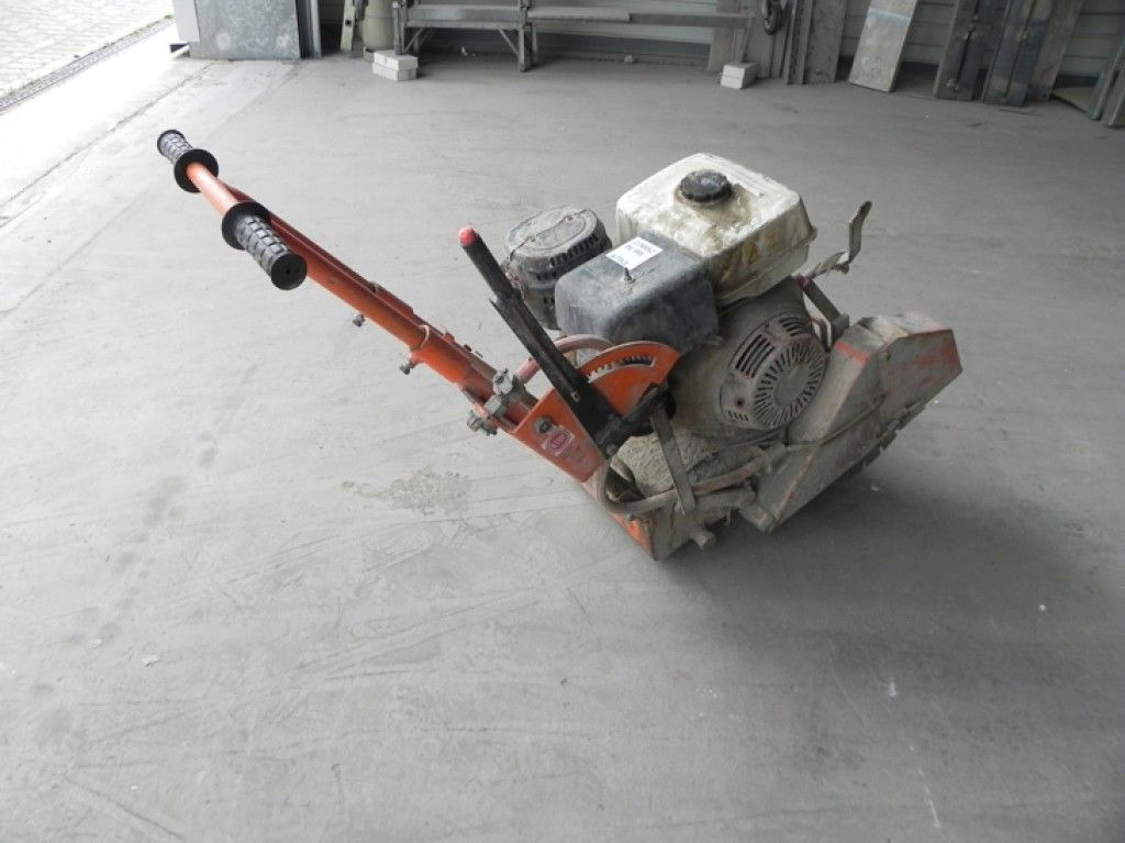 Norton Clipper C 85 Kleinteile - Anleggsmaskiner: bilde 1 Norton Clipper C 85 Kleinteile - Anleggsmaskiner: bilde 1