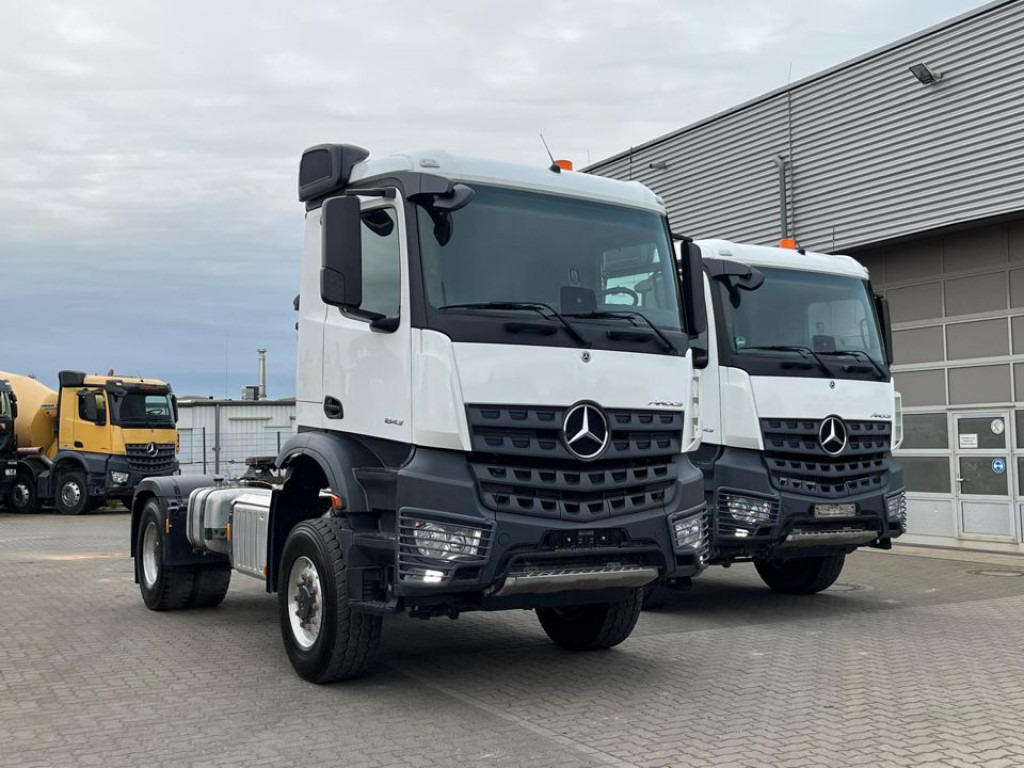 MERCEDES-BENZ Arocs 2043 AS 4x4 SZM nur 133TKM ! Kipphydraulik - Trekkvogn: bilde 3 MERCEDES-BENZ Arocs 2043 AS 4x4 SZM nur 133TKM ! Kipphydraulik - Trekkvogn: bilde 3