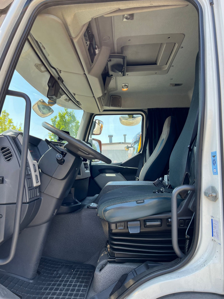 Lastebil med kjøl VOLVO (S) Truck FE 320 Kühlkoffer LBW Thermokin T 1200R: bilde 9 Lastebil med kjøl VOLVO (S) Truck FE 320 Kühlkoffer LBW Thermokin T 1200R: bilde 9