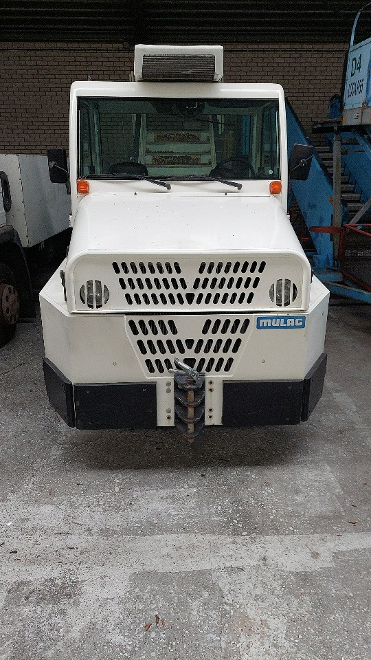Mulag Comet 4 Baggage Tractor - Bagasjetraktor: bilde 1 Mulag Comet 4 Baggage Tractor - Bagasjetraktor: bilde 1