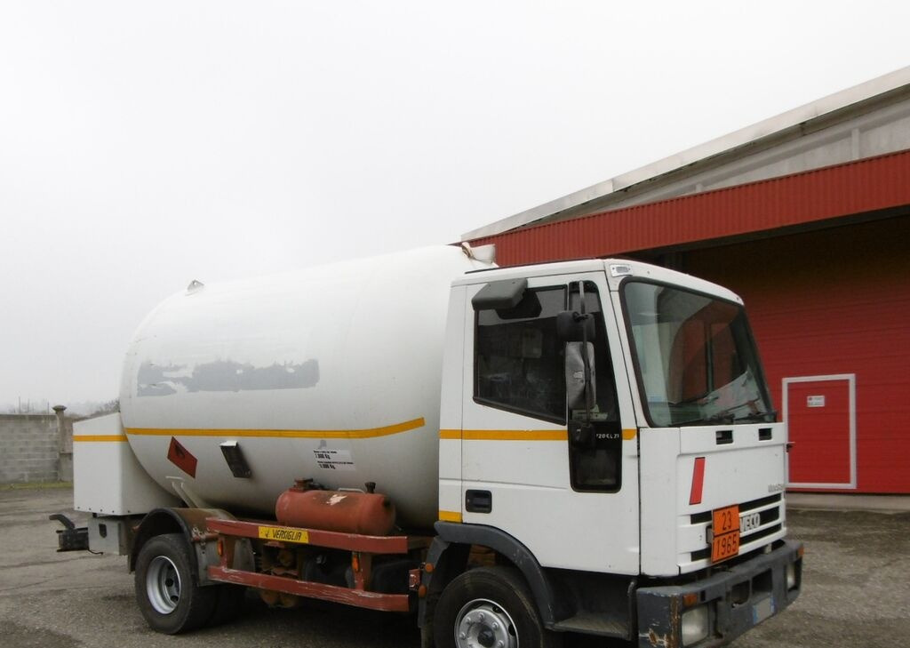IVECO - Tankbil: bilde 1 IVECO - Tankbil: bilde 1