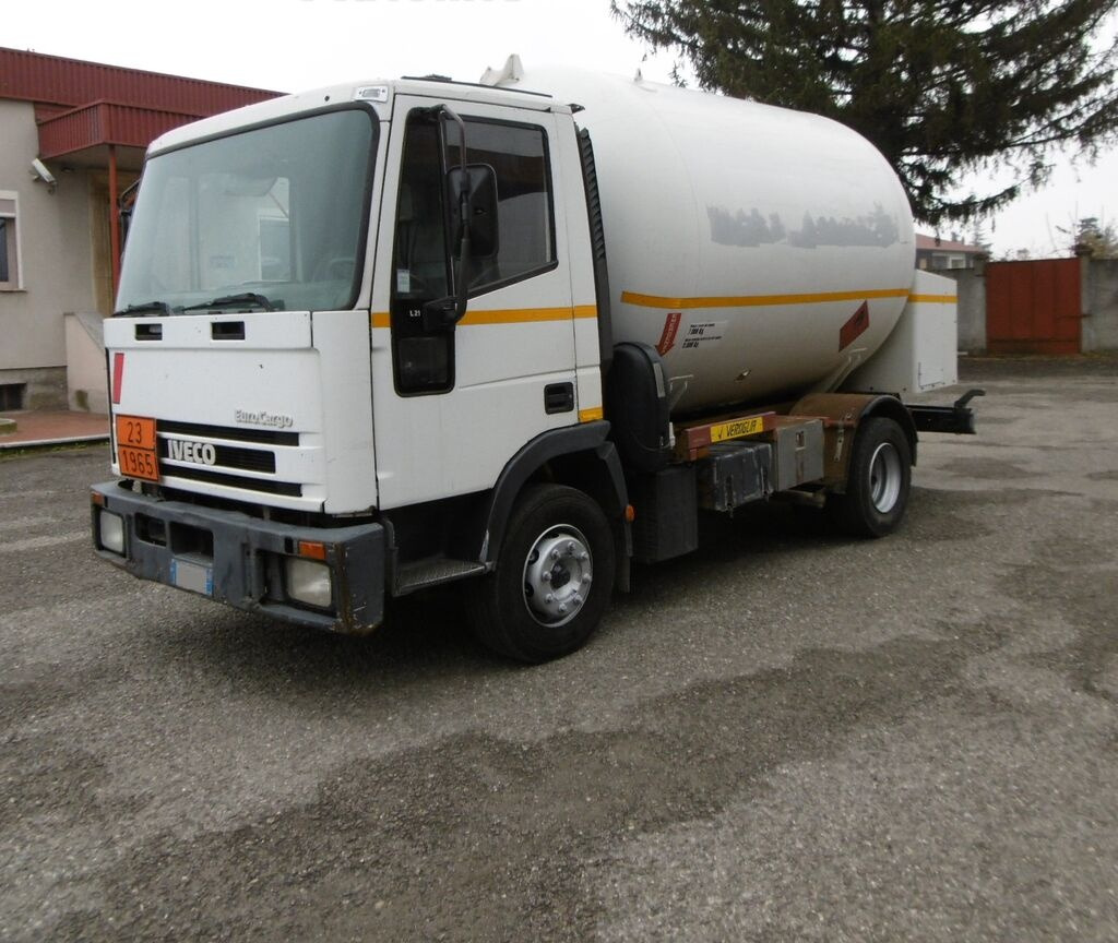IVECO - Tankbil: bilde 2 IVECO - Tankbil: bilde 2