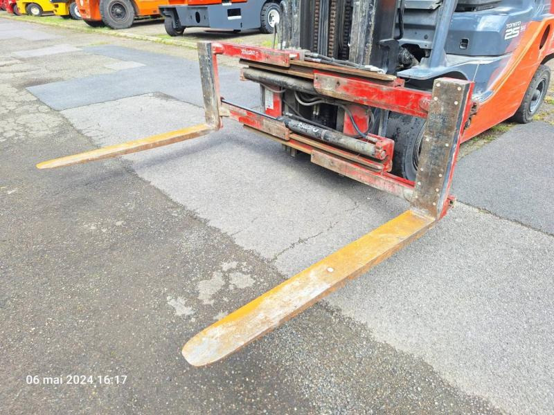 Bolzoni TDL Positionneur H22A2F32171BC02X - Gafler for Materialhåndteringsutstyr: bilde 3 Bolzoni TDL Positionneur H22A2F32171BC02X - Gafler for Materialhåndteringsutstyr: bilde 3