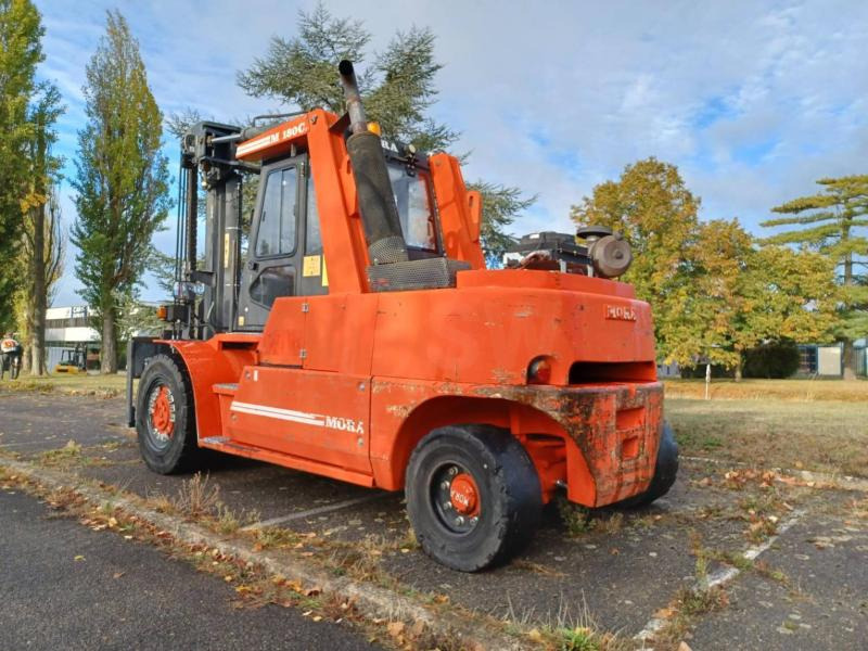 Mora M180C - Dieseltruck: bilde 5 Mora M180C - Dieseltruck: bilde 5