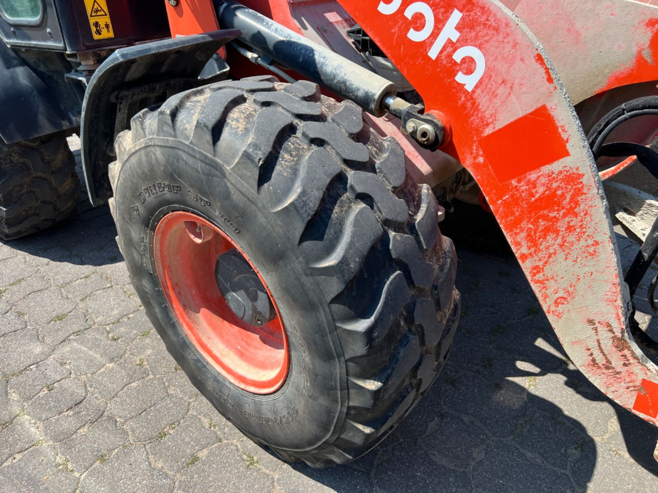 Kubota R 085, Bj 19, 1950 BH, SWE, Schaufel, Gabel - Hjullaster: bilde 5 Kubota R 085, Bj 19, 1950 BH, SWE, Schaufel, Gabel - Hjullaster: bilde 5