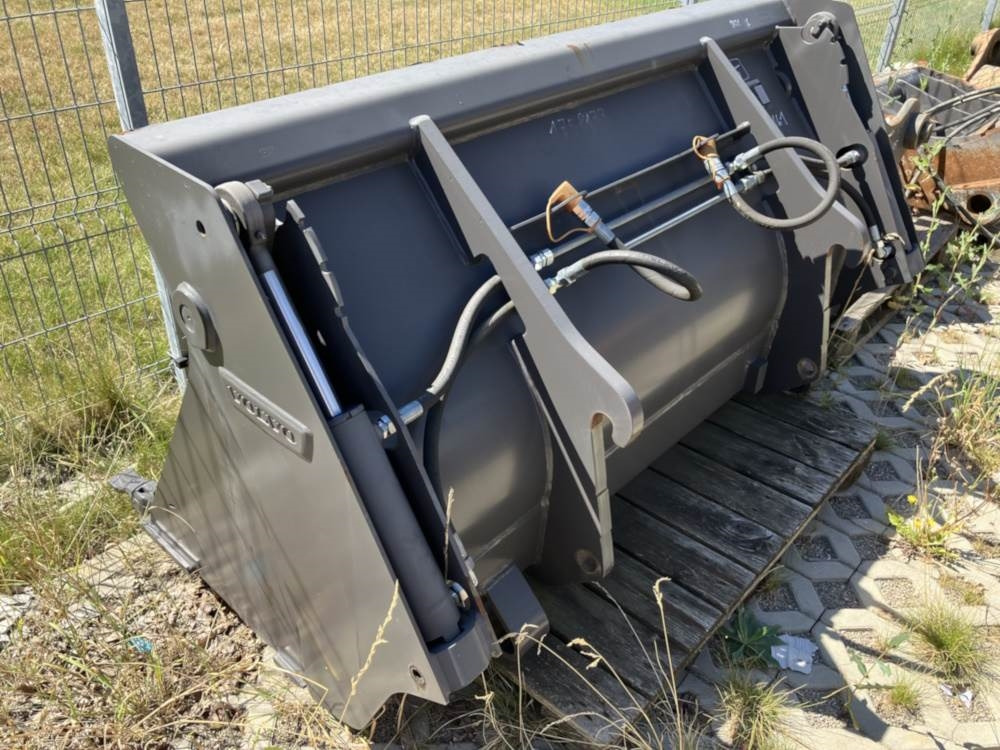 Volvo Klappschaufel mit Zähnen TPZ - Skuffe: bilde 3 Volvo Klappschaufel mit Zähnen TPZ - Skuffe: bilde 3