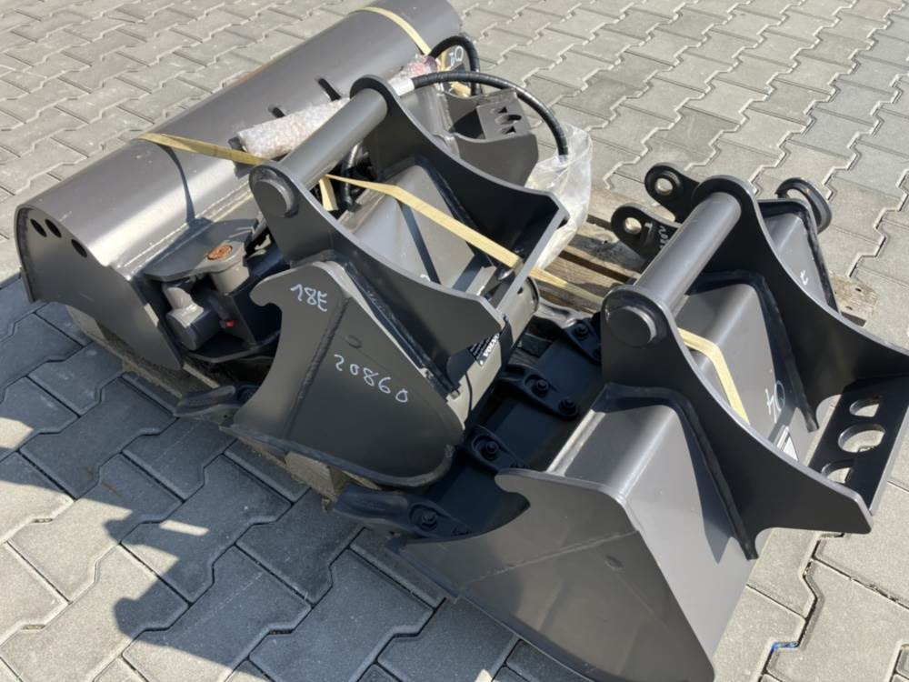 Volvo Löffelset inkl. Schnellwechsler für EC18 - Traktorgraver: bilde 1 Volvo Löffelset inkl. Schnellwechsler für EC18 - Traktorgraver: bilde 1