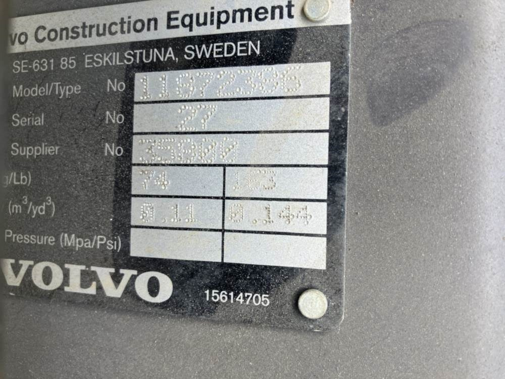 Volvo Tieflöffel mit Zähnen - Festanbau - Traktorgraver: bilde 4 Volvo Tieflöffel mit Zähnen - Festanbau - Traktorgraver: bilde 4