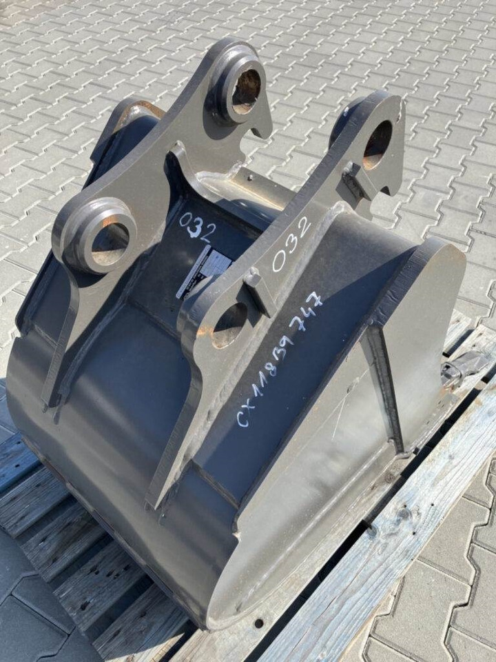 Volvo Tieflöffel mit Zähnen - Festanbau - Traktorgraver: bilde 2 Volvo Tieflöffel mit Zähnen - Festanbau - Traktorgraver: bilde 2