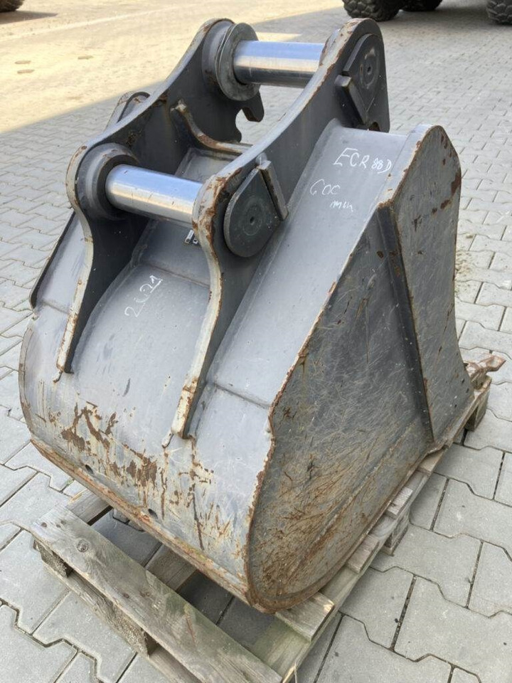 Volvo Tieflöffel mit Zähnen - Traktorgraver: bilde 2 Volvo Tieflöffel mit Zähnen - Traktorgraver: bilde 2