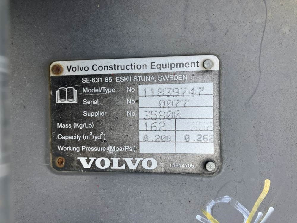 Volvo Tieflöffel mit Zähnen - Traktorgraver: bilde 4 Volvo Tieflöffel mit Zähnen - Traktorgraver: bilde 4