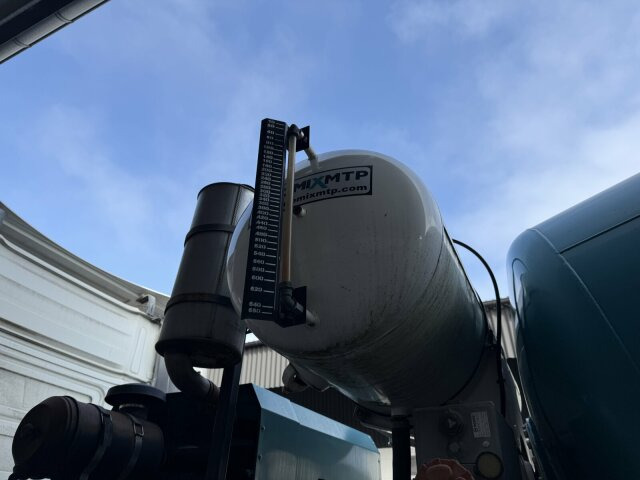 Betonmischer-Auflieger Euromix 12 m³ mit Motor - Betongsemi: bilde 5 Betonmischer-Auflieger Euromix 12 m³ mit Motor - Betongsemi: bilde 5