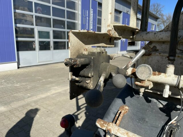 Betonmischer-Auflieger Intermix 12 m³ mit Motor - Betongsemi: bilde 4 Betonmischer-Auflieger Intermix 12 m³ mit Motor - Betongsemi: bilde 4