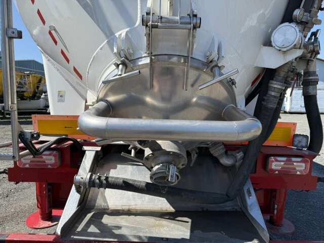 Bulktrailer Feldbinder KIP 60.3 Silo 60.000 L 3 Achse ADR: bilde 13 Bulktrailer Feldbinder KIP 60.3 Silo 60.000 L 3 Achse ADR: bilde 13