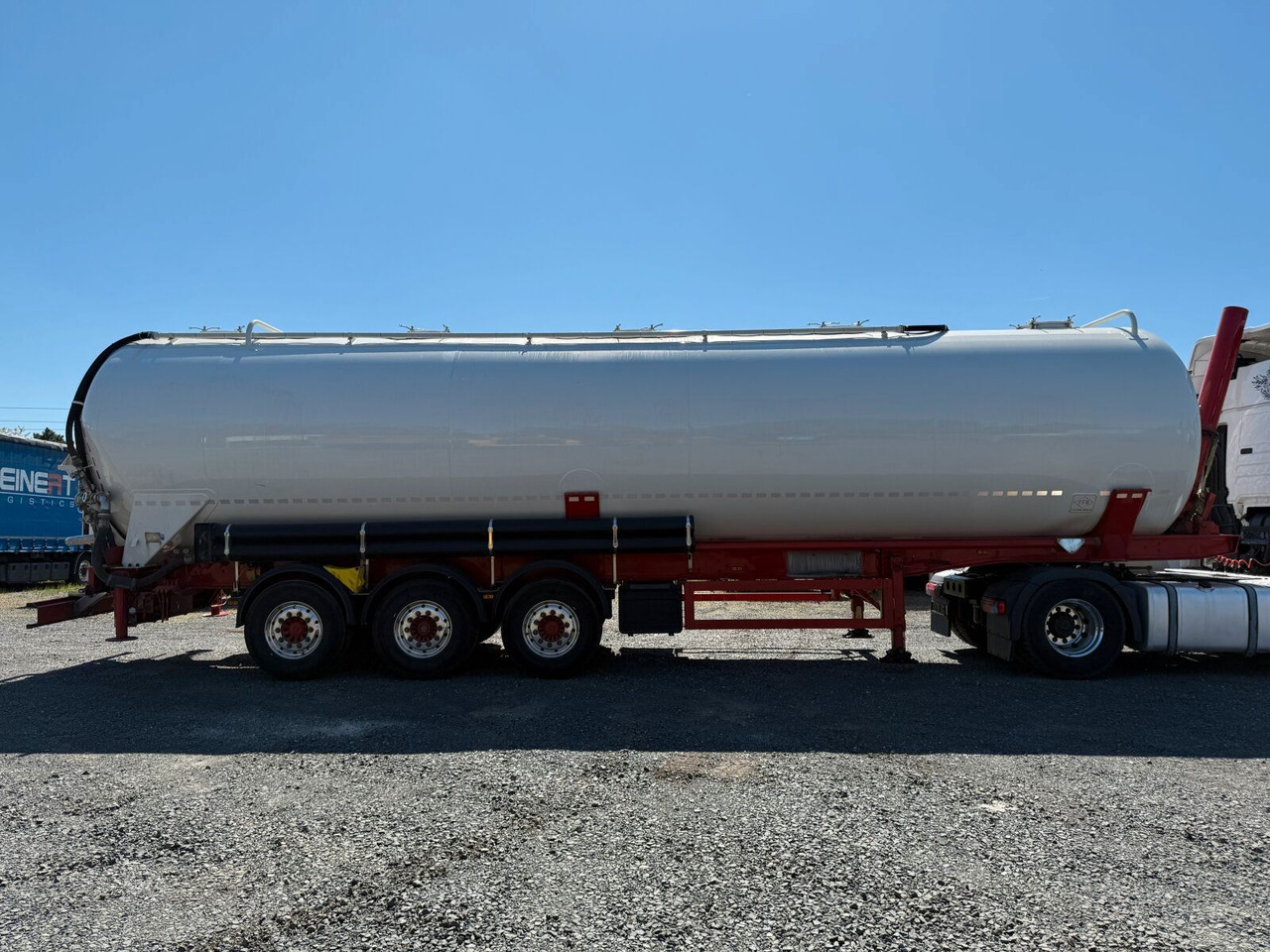 Feldbinder KIP 60.3 Silo 60.000 L 3 Achse ADR - Bulktrailer: bilde 2 Feldbinder KIP 60.3 Silo 60.000 L 3 Achse ADR - Bulktrailer: bilde 2
