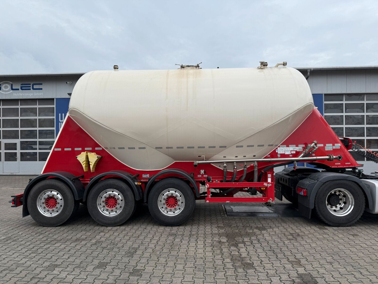 Feldbinder O.ME.P.S Silo Auflieger 39,3 Tonnen 3 Achs - Bulktrailer: bilde 2 Feldbinder O.ME.P.S Silo Auflieger 39,3 Tonnen 3 Achs - Bulktrailer: bilde 2