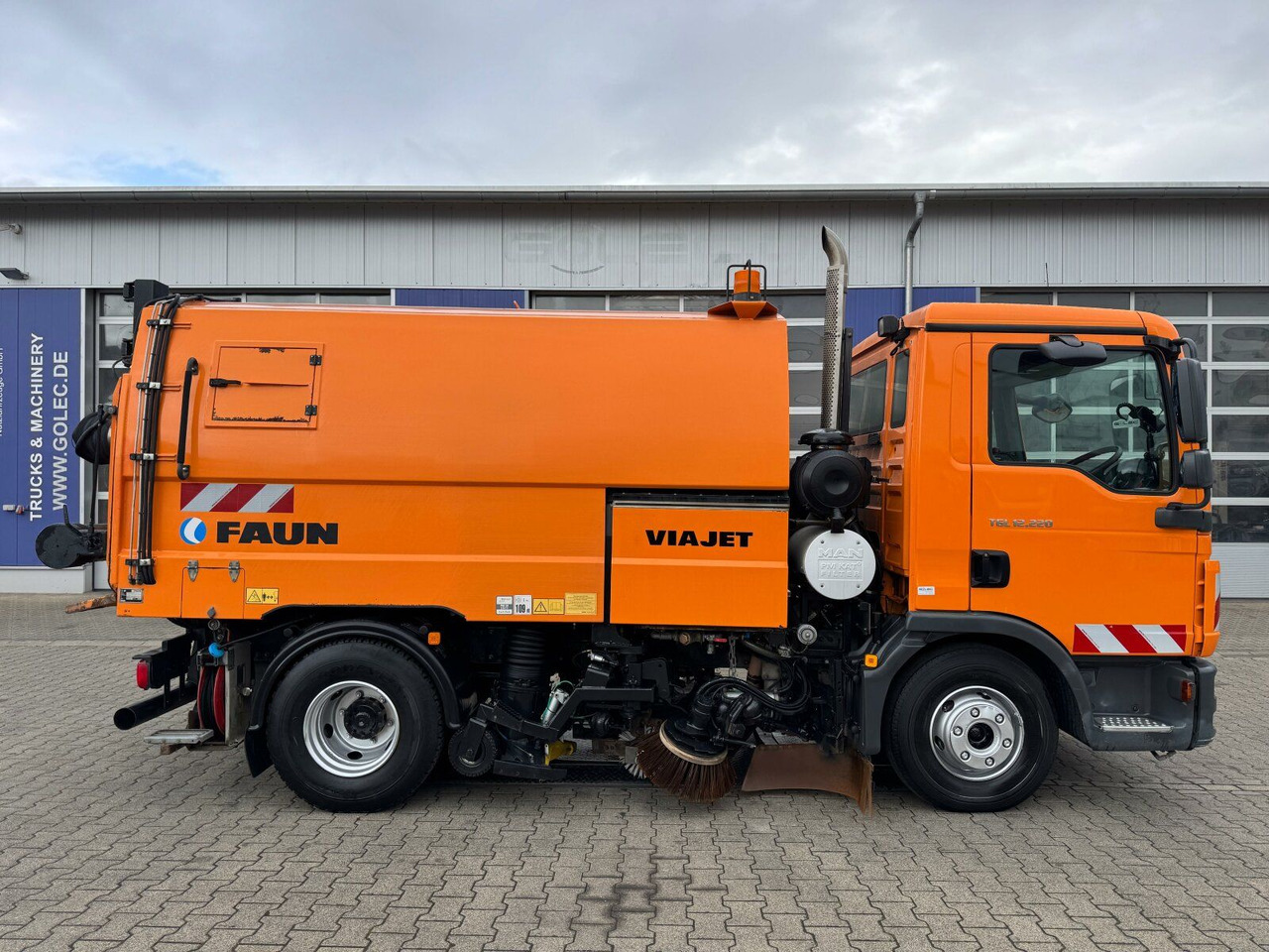 MAN 12.220 4x2 BL Kehrmaschine Viajet 5RHS - Feiebil: bilde 4 MAN 12.220 4x2 BL Kehrmaschine Viajet 5RHS - Feiebil: bilde 4