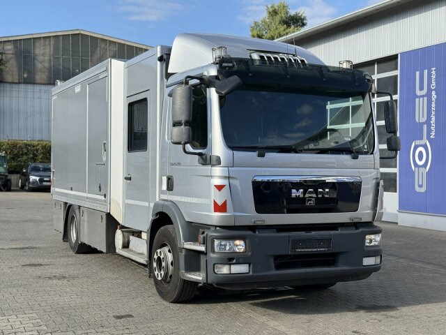 MAN TGM 15.290 Kanalreiniger HD Pumpe Müller Aufbau - Vakuum lastebil: bilde 1 MAN TGM 15.290 Kanalreiniger HD Pumpe Müller Aufbau - Vakuum lastebil: bilde 1