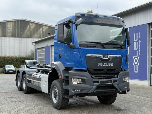 MAN TGS 26.400 6x6 Abrollkipper HIAB Optima 20S - Krokbil: bilde 1 MAN TGS 26.400 6x6 Abrollkipper HIAB Optima 20S - Krokbil: bilde 1