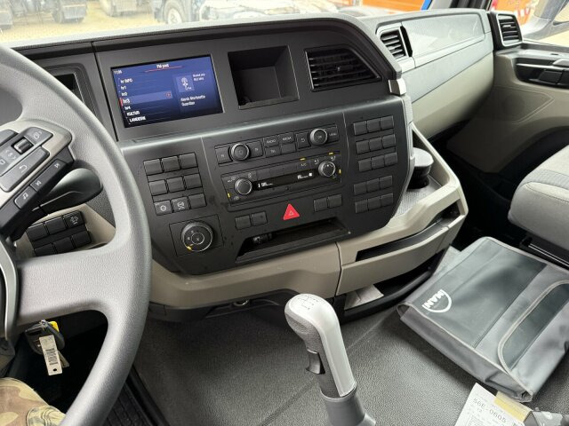 MAN TGS 26.400 6x6 Abrollkipper HIAB Optima 20S - Krokbil: bilde 3 MAN TGS 26.400 6x6 Abrollkipper HIAB Optima 20S - Krokbil: bilde 3