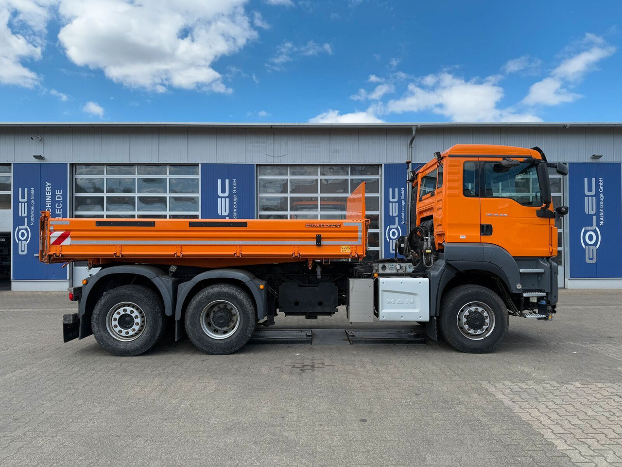 MAN TGS 28.420 6x4-4 Meiller Kipper Winterdienst - Tippbil: bilde 2 MAN TGS 28.420 6x4-4 Meiller Kipper Winterdienst - Tippbil: bilde 2