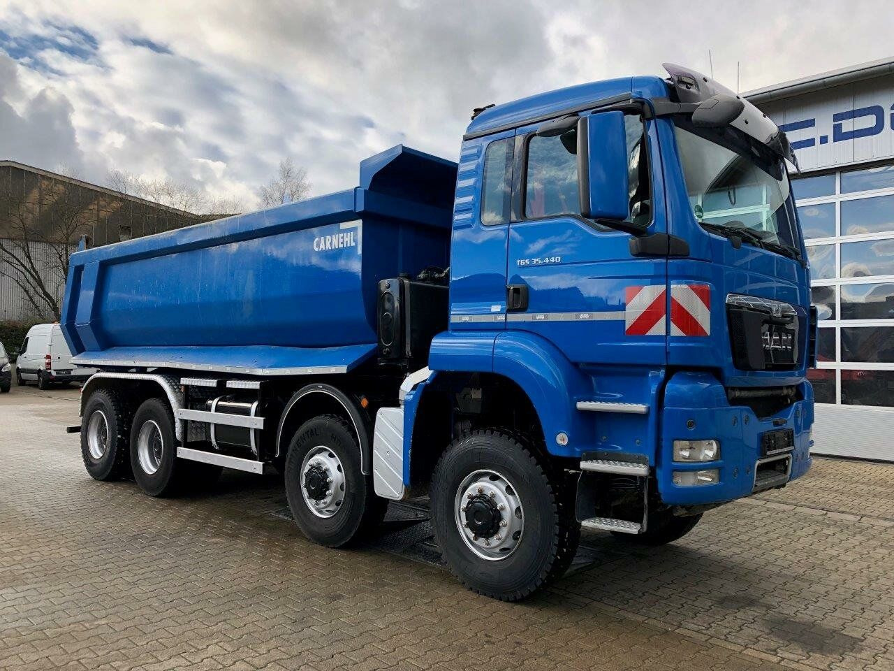 MAN TGS 35.440 8x8 Euro 5 Muldenkipper Carnehl 17m3 - Tippbil: bilde 1 MAN TGS 35.440 8x8 Euro 5 Muldenkipper Carnehl 17m3 - Tippbil: bilde 1