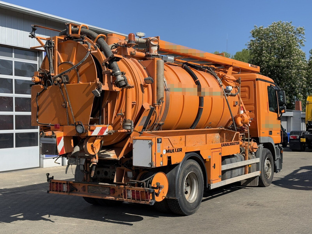 Mercedes-Benz ACTROS 1832 L Kanalreiniger MÜLLER 10.000 L - Vakuum lastebil: bilde 2 Mercedes-Benz ACTROS 1832 L Kanalreiniger MÜLLER 10.000 L - Vakuum lastebil: bilde 2