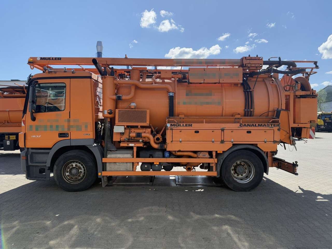 Mercedes-Benz ACTROS 1832 L Kanalreiniger MÜLLER 10.000 L - Vakuum lastebil: bilde 5 Mercedes-Benz ACTROS 1832 L Kanalreiniger MÜLLER 10.000 L - Vakuum lastebil: bilde 5