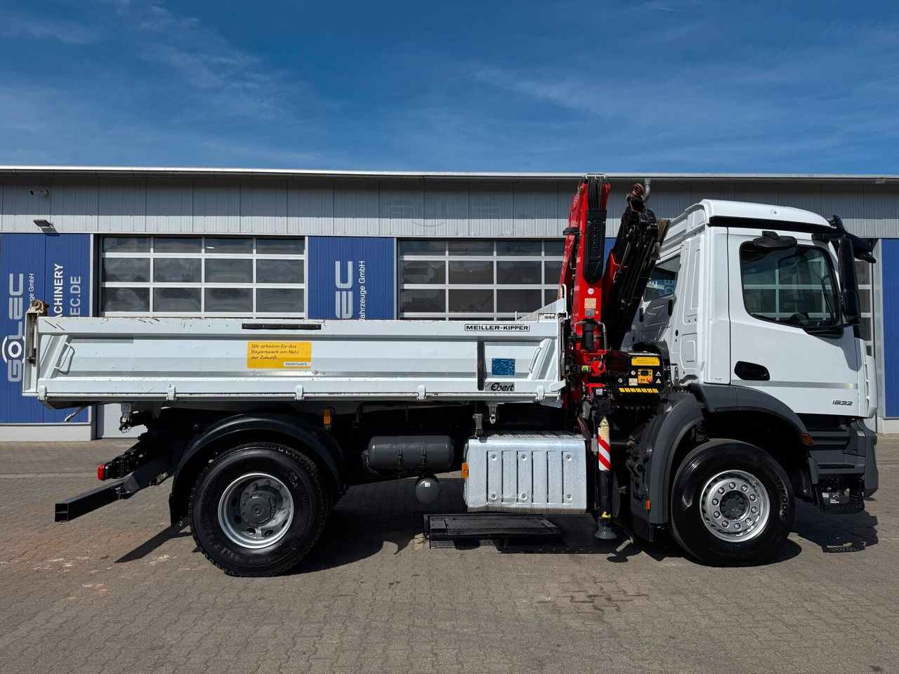 Mercedes-Benz AROCS 1832 4x2 Euro 6 Kipper Kran FASSI F120FB - Tippbil, Kranbil: bilde 3 Mercedes-Benz AROCS 1832 4x2 Euro 6 Kipper Kran FASSI F120FB - Tippbil, Kranbil: bilde 3