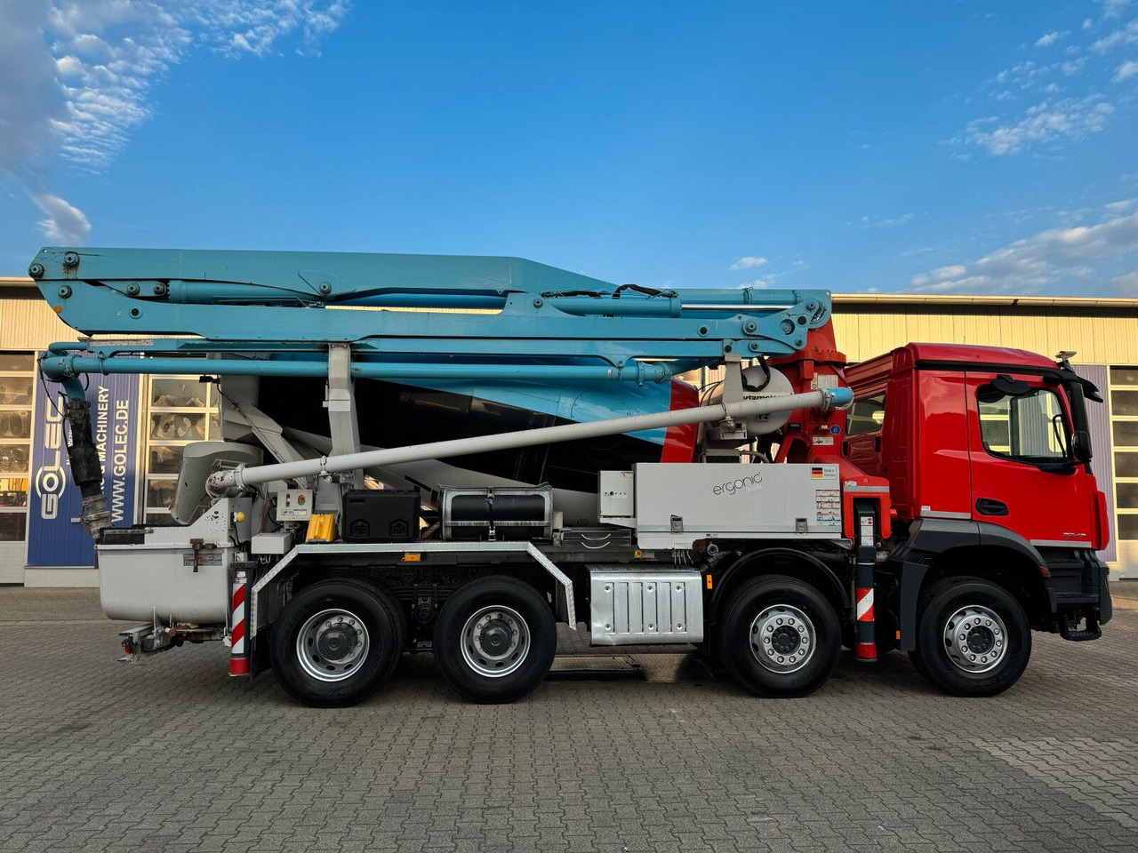 Mercedes-Benz AROCS 3243 8x4 Euro 6 Pumi Putzmeister TMM 24-3 - Betongpumpe: bilde 4 Mercedes-Benz AROCS 3243 8x4 Euro 6 Pumi Putzmeister TMM 24-3 - Betongpumpe: bilde 4