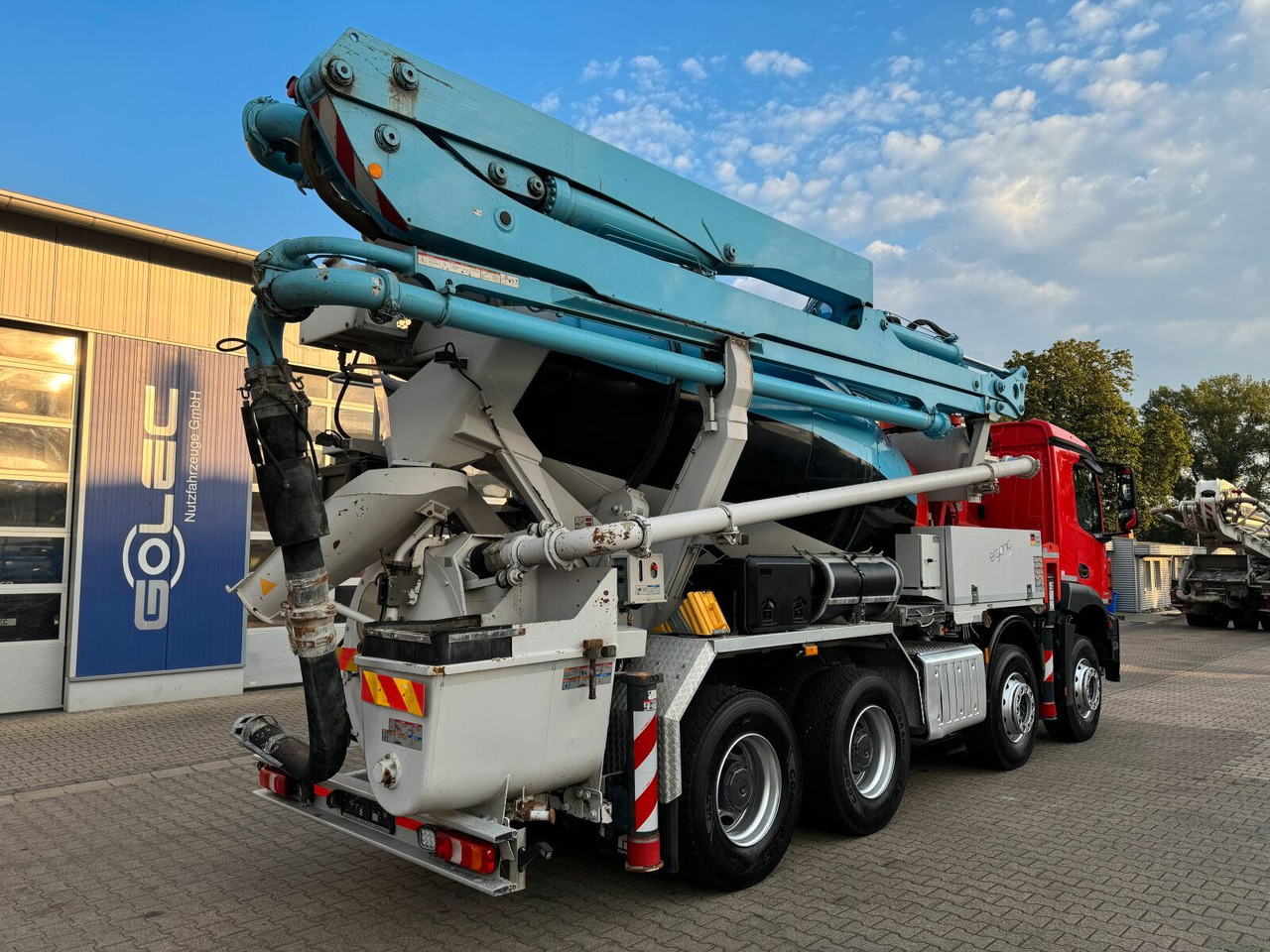 Mercedes-Benz AROCS 3243 8x4 Euro 6 Pumi Putzmeister TMM 24-3 - Betongbil: bilde 5 Mercedes-Benz AROCS 3243 8x4 Euro 6 Pumi Putzmeister TMM 24-3 - Betongbil: bilde 5