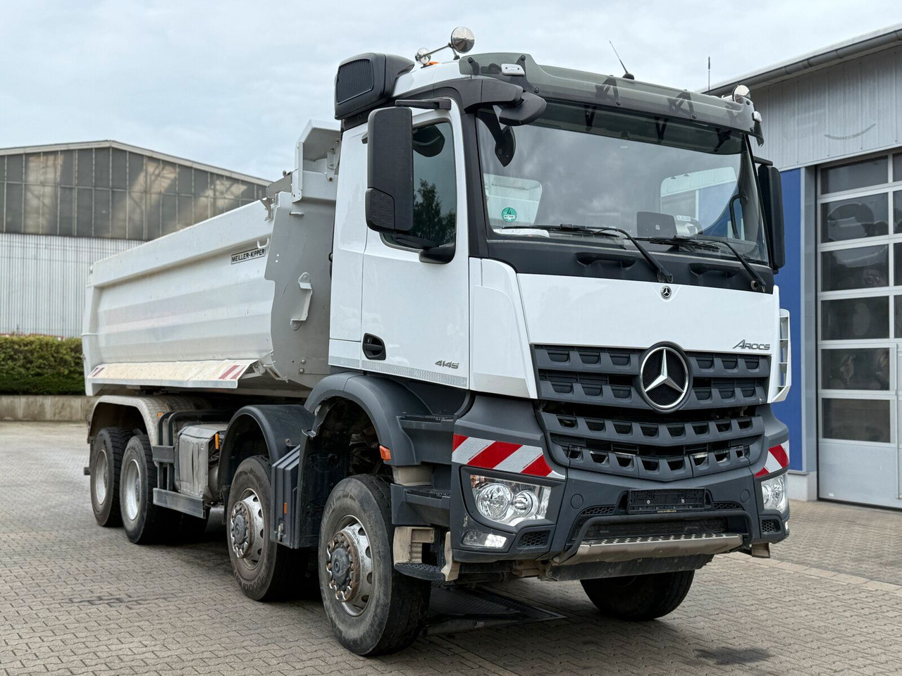 Mercedes-Benz AROCS 4145 8x8 Meiller Muldenkipper - Tippbil: bilde 1 Mercedes-Benz AROCS 4145 8x8 Meiller Muldenkipper - Tippbil: bilde 1