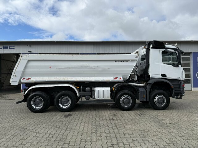 Leie Mercedes-Benz Arocs 4145 8x8 Muldenkipper MEILLER Mercedes-Benz Arocs 4145 8x8 Muldenkipper MEILLER: bilde 8 Leie Mercedes-Benz Arocs 4145 8x8 Muldenkipper MEILLER Mercedes-Benz Arocs 4145 8x8 Muldenkipper MEILLER: bilde 8