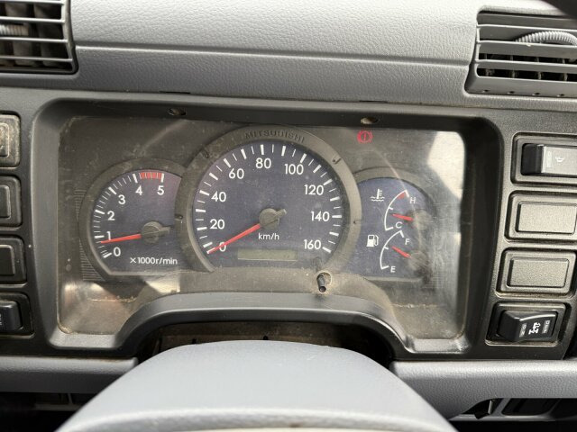 Mitsubishi Canter FUSO Kehrmaschine BROCK SL140 4 m³ - Feiebil: bilde 2 Mitsubishi Canter FUSO Kehrmaschine BROCK SL140 4 m³ - Feiebil: bilde 2