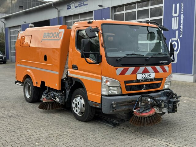 Mitsubishi Canter FUSO Kehrmaschine BROCK SL140 4 m³ - Feiebil: bilde 1 Mitsubishi Canter FUSO Kehrmaschine BROCK SL140 4 m³ - Feiebil: bilde 1