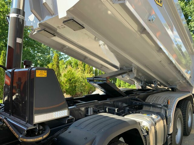 Scania P 420 8x4 Kipper Meiller 18,5m3 Euro 6 - Tippbil: bilde 4 Scania P 420 8x4 Kipper Meiller 18,5m3 Euro 6 - Tippbil: bilde 4