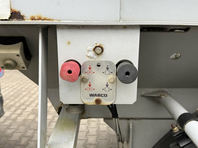 Müller-Mitteltal Liebherr Betonmischer Concrete Auflieger 10 m³ - Semitrailer: bilde 3 Müller-Mitteltal Liebherr Betonmischer Concrete Auflieger 10 m³ - Semitrailer: bilde 3