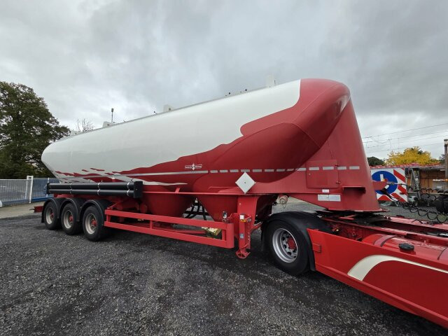 Spitzer SF 2754 / 4P liegend Silo 55 m3 - Bulktrailer: bilde 1 Spitzer SF 2754 / 4P liegend Silo 55 m3 - Bulktrailer: bilde 1