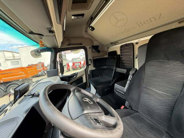 Mercedes-Benz ACTROS 1846 4x4 HAD Eur 6 Kipphydraulik Retarder - Trekkvogn: bilde 4 Mercedes-Benz ACTROS 1846 4x4 HAD Eur 6 Kipphydraulik Retarder - Trekkvogn: bilde 4