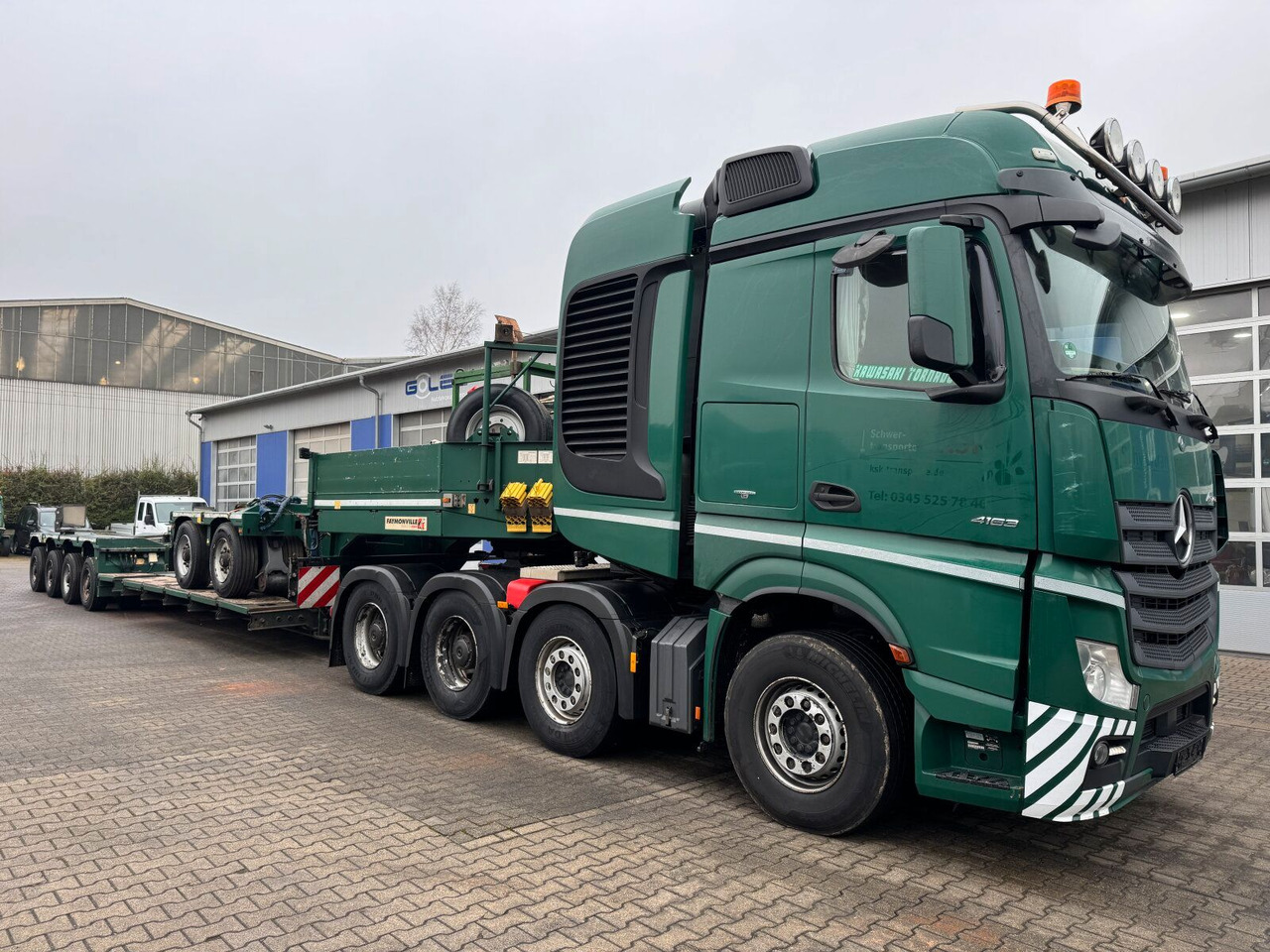Mercedes-Benz ACTROS 4163 8x4 Schwerlast +Tieflader 4+2 *83 T - Trekkvogn: bilde 1 Mercedes-Benz ACTROS 4163 8x4 Schwerlast +Tieflader 4+2 *83 T - Trekkvogn: bilde 1