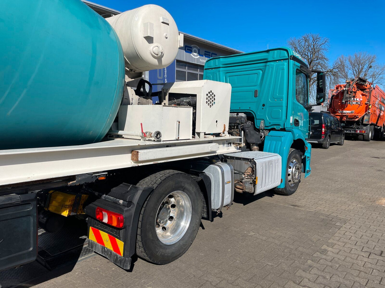 Mercedes-Benz Antos 2136 4x2 SZM Retarder Kipphyd. *Betonaufl. - Trekkvogn: bilde 3 Mercedes-Benz Antos 2136 4x2 SZM Retarder Kipphyd. *Betonaufl. - Trekkvogn: bilde 3